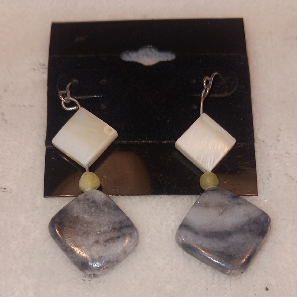 Handmade Multicolor Stone Earth Tone Necklace and Earring Set - Picture 3 of 8